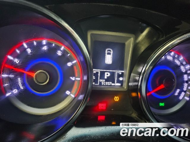 KG Mobility (SsangYong) Tivoli LX 2WD 2017 — фото 8