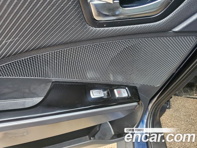 KG Mobility (SsangYong) Tivoli LX 2WD 2017 — фото 19