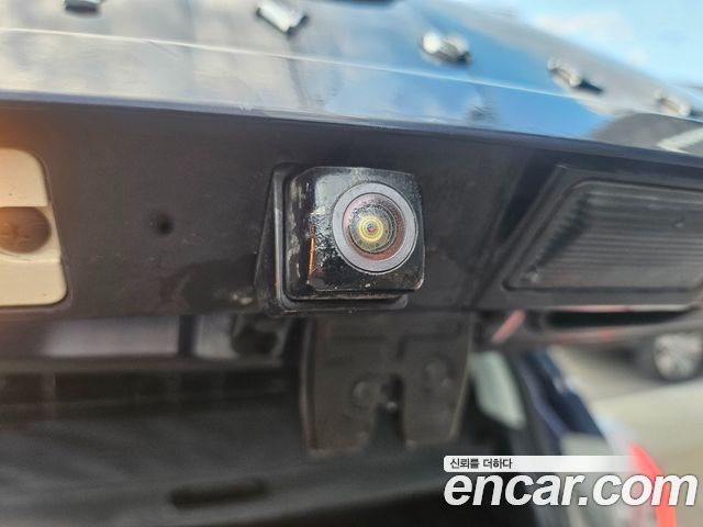 KG Mobility (SsangYong) Tivoli LX 2WD 2017 — фото 21