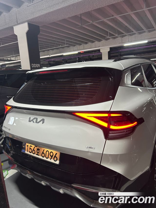 Kia Sportage Hybrid (V) Nobleless 2WD 2022 — фото 4