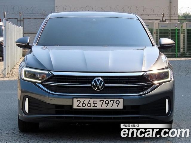 Volkswagen Jetta (VII) 1.5 TSI Prestige 2023 — фото 1