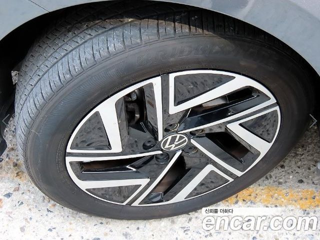 Volkswagen Jetta (VII) 1.5 TSI Prestige 2023 — фото 24