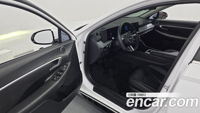 Hyundai Sonata The Edge (DN8) 2.0 Premium 2024 — фото 10