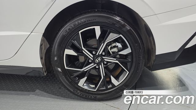 Hyundai Sonata The Edge (DN8) 2.0 Premium 2024 — фото 21