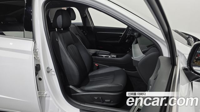 Hyundai Sonata The Edge (DN8) 2.0 Premium 2024 — фото 26