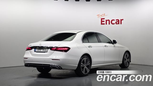 Mercedes-Benz E-Class (W213) E250 Avantgarde 2021 — фото 2