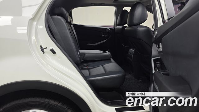 KG Mobility (SsangYong) Korando C 2.0 CVT 2WD Deluxe 2015 — фото 11