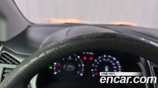 KG Mobility (SsangYong) Korando C 2.0 CVT 2WD Deluxe 2015 — фото 29