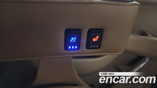 Cadillac Escalade 6.2 ESV 4th 2018 — фото 19