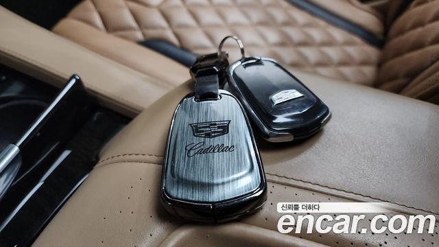 Cadillac Escalade 6.2 ESV 4th 2018 — фото 30