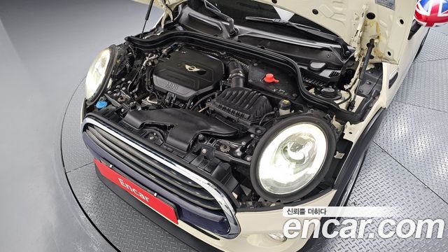 MINI Cooper D 5Door Mid 3rd 2016 — фото 6