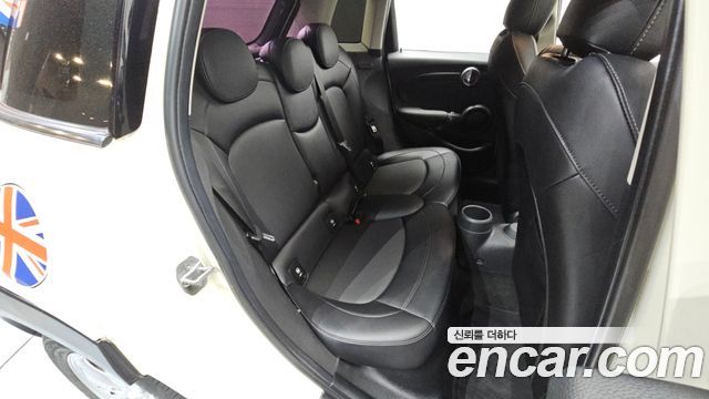 MINI Cooper D 5Door Mid 3rd 2016 — фото 11