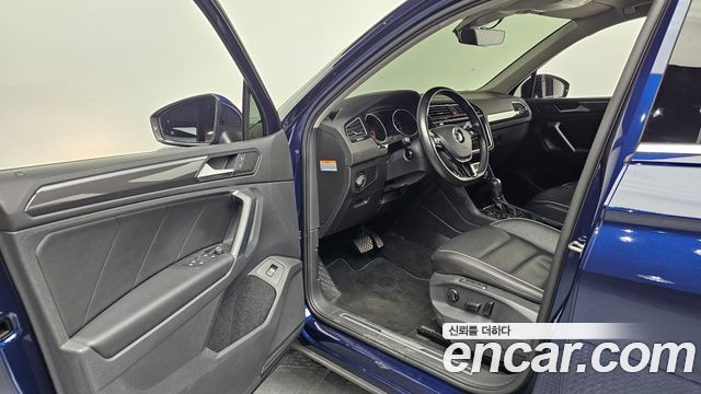Volkswagen Tiguan (II) 2.0 TDI Premium 2020 — фото 10