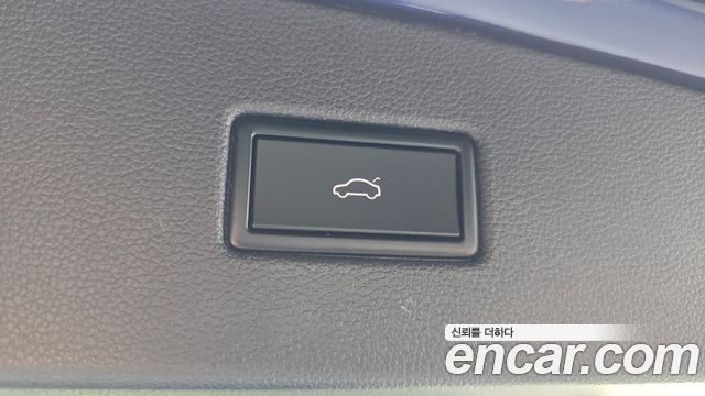 Volkswagen Tiguan (II) 2.0 TDI Premium 2020 — фото 17