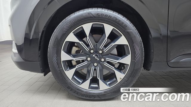 Kia Carnival (IV) Diesel 9-Seater Prestige 2023 — фото 5