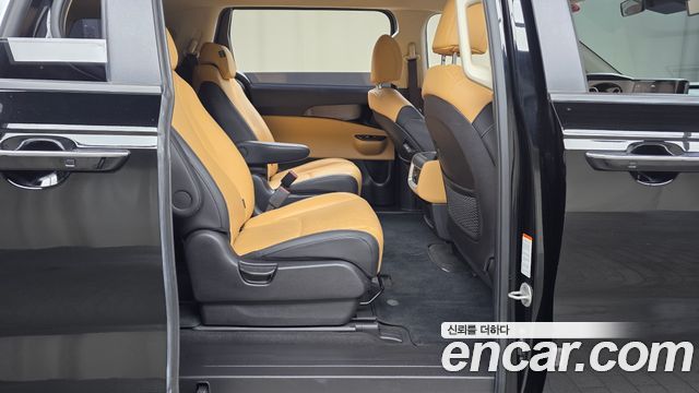 Kia Carnival (IV) Diesel 9-Seater Prestige 2023 — фото 11