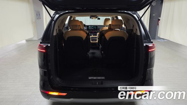 Kia Carnival (IV) Diesel 9-Seater Prestige 2023 — фото 16