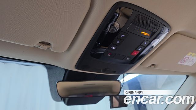 Kia Carnival (IV) Diesel 9-Seater Prestige 2023 — фото 17