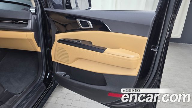Kia Carnival (IV) Diesel 9-Seater Prestige 2023 — фото 25
