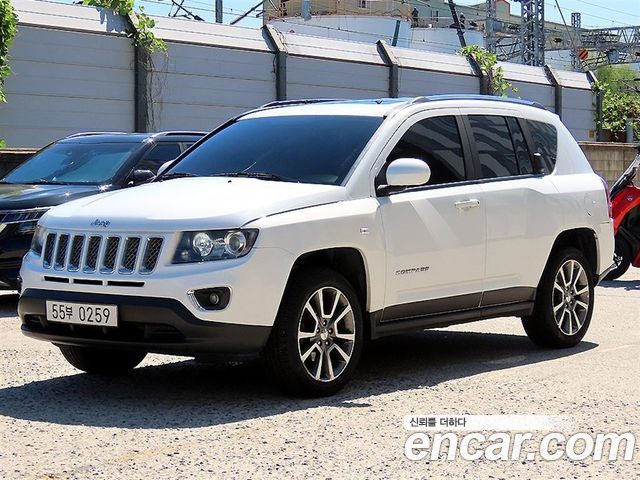 Jeep Compass 2.4 Limited 1st 2016 — фото 2