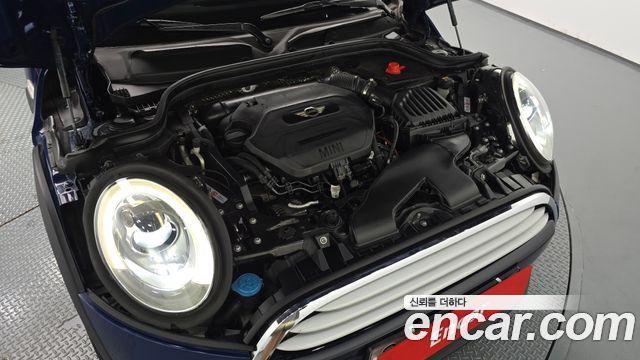 MINI Cooper D 5Door Mid 3rd 2015 — фото 6