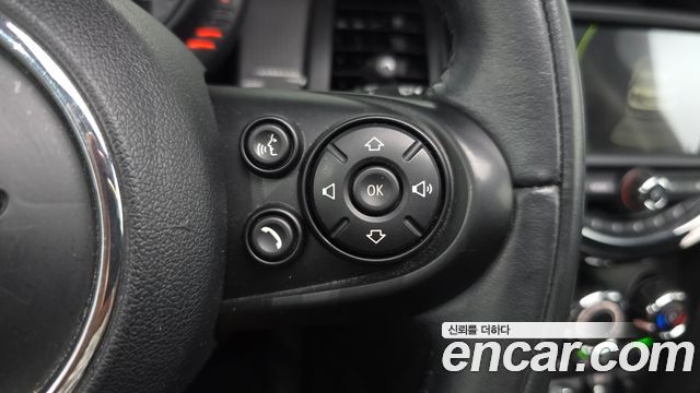 MINI Cooper D 5Door Mid 3rd 2015 — фото 21