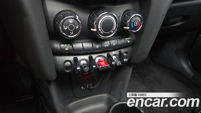 MINI Cooper D 5Door Mid 3rd 2015 — фото 22
