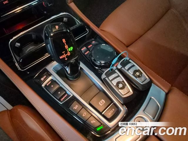 BMW 7 Series (F01) 750Li xDrive Individual 2014 — фото 9