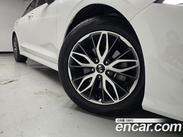Kia K5 (III) 2.0 Noblesse 2020 — фото 23