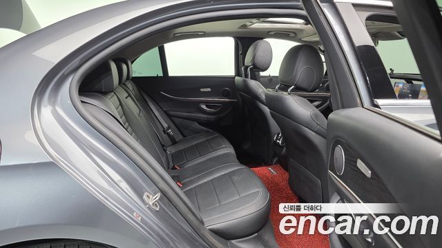 Mercedes-Benz E-Class (W213) E220d Avantgarde 2019 — фото 12