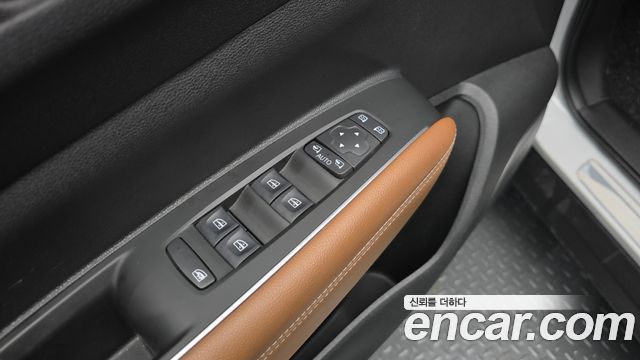 Renault Korea QM6 2.0 LPe RE Signature 2WD 2021 — фото 15