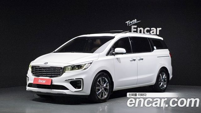 Kia Carnival Gasoline 9-Seater Noblesse Special 2019 — фото 1