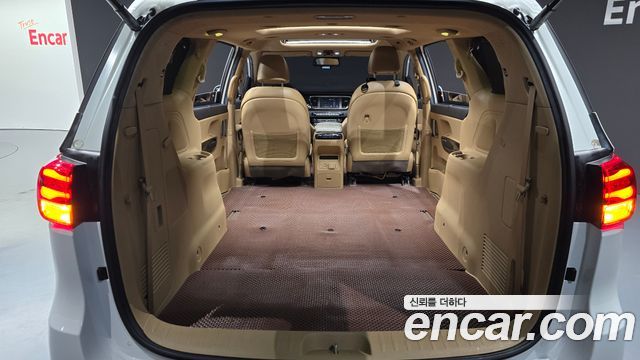Kia Carnival Gasoline 9-Seater Noblesse Special 2019 — фото 22