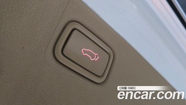 Kia Carnival Gasoline 9-Seater Noblesse Special 2019 — фото 24