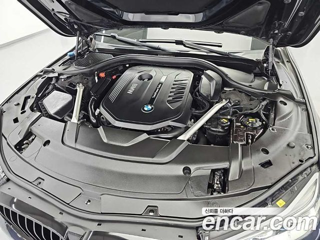 BMW 7 Series (G11) 740Li xDrive M Sport Package 2018 — фото 6
