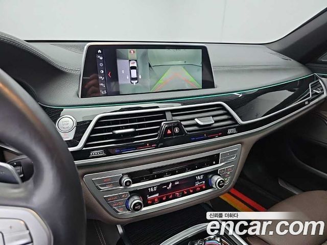 BMW 7 Series (G11) 740Li xDrive M Sport Package 2018 — фото 10