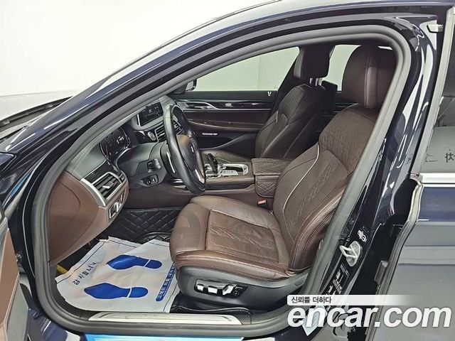 BMW 7 Series (G11) 740Li xDrive M Sport Package 2018 — фото 15