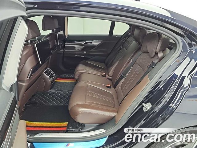 BMW 7 Series (G11) 740Li xDrive M Sport Package 2018 — фото 16