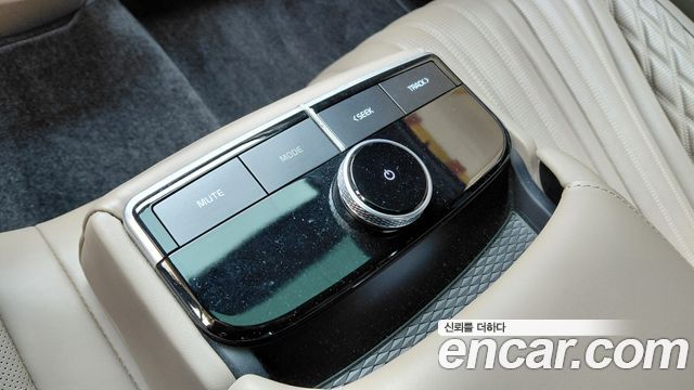 Kia K8 Hybrid Signature 2023 — фото 31