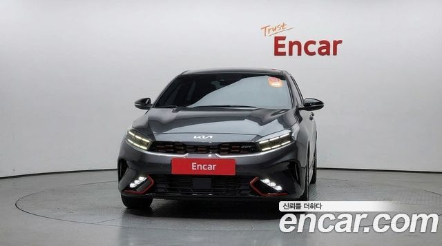 Kia K3 (II) 1.6 Turbo GT 5Door Signature 2022 — фото 3