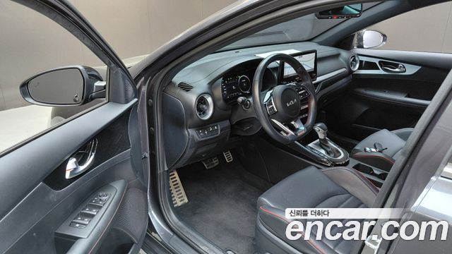 Kia K3 (II) 1.6 Turbo GT 5Door Signature 2022 — фото 10