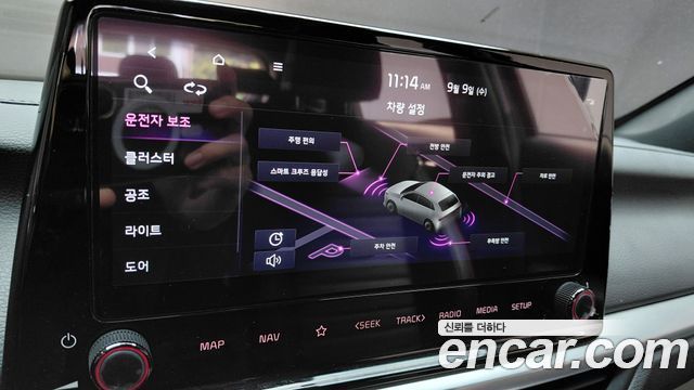 Kia K3 (II) 1.6 Turbo GT 5Door Signature 2022 — фото 17