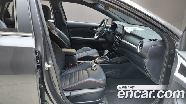 Kia K3 (II) 1.6 Turbo GT 5Door Signature 2022 — фото 26