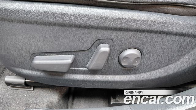 Kia K3 (II) 1.6 Turbo GT 5Door Signature 2022 — фото 27