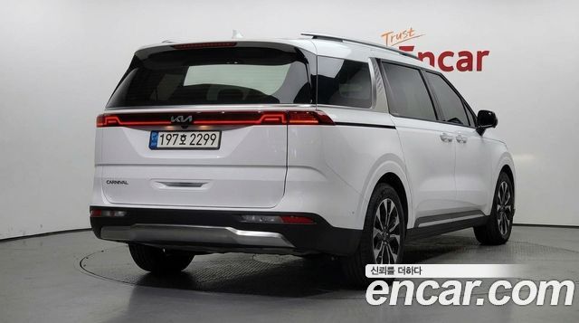 Kia Carnival (IV) Gasoline 7-Seater Outdoor Noblesse 2023 — фото 2