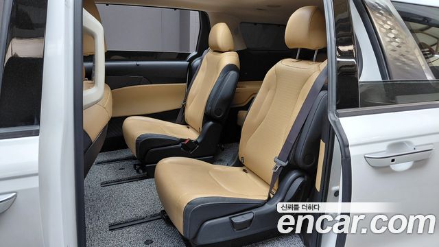 Kia Carnival (IV) Gasoline 7-Seater Outdoor Noblesse 2023 — фото 12