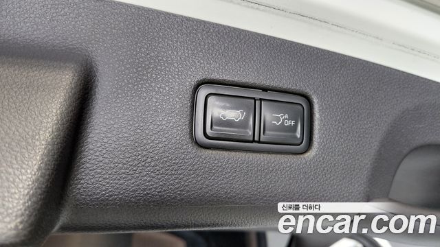 Kia Carnival (IV) Gasoline 7-Seater Outdoor Noblesse 2023 — фото 18