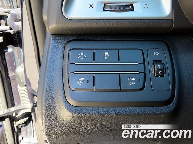 KG Mobility (SsangYong) Tivoli Diesel LX 2WD 2016 — фото 16