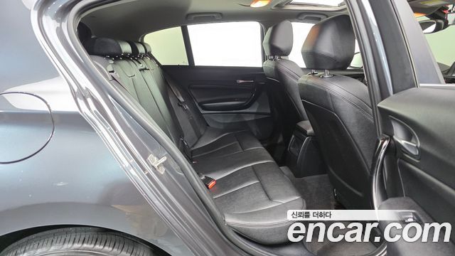 BMW 1 Series (F20) 118d Sport 5Door 2017 — фото 12