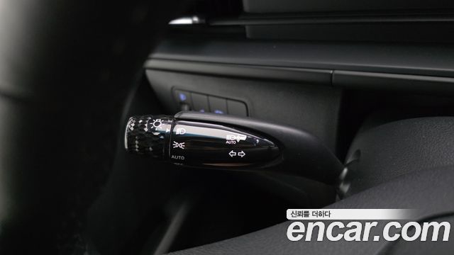 Hyundai Staria HEV 1.6 Cargo 3-Seater Modern 2025 — фото 18